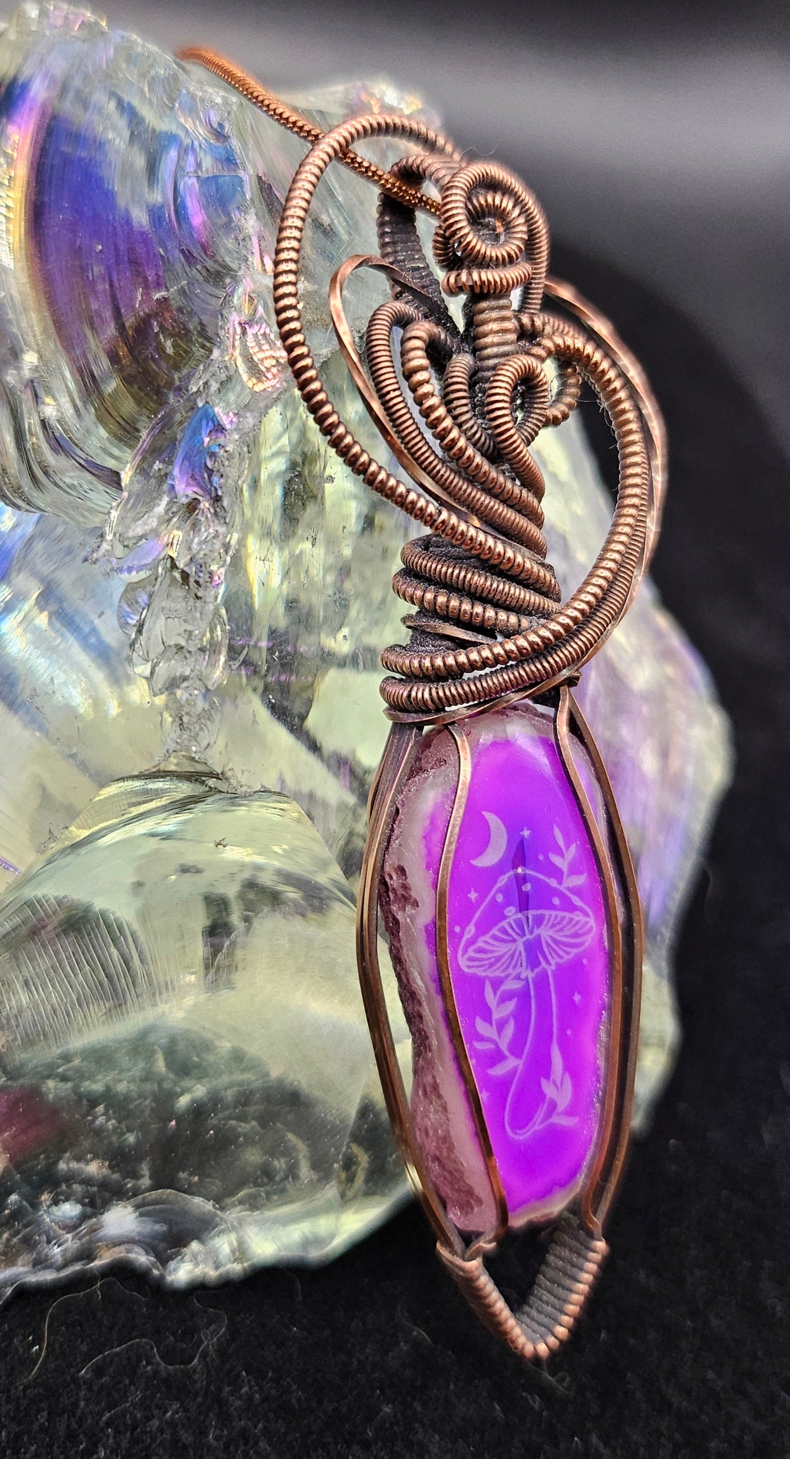 Mushroom Etched Agate Pendant