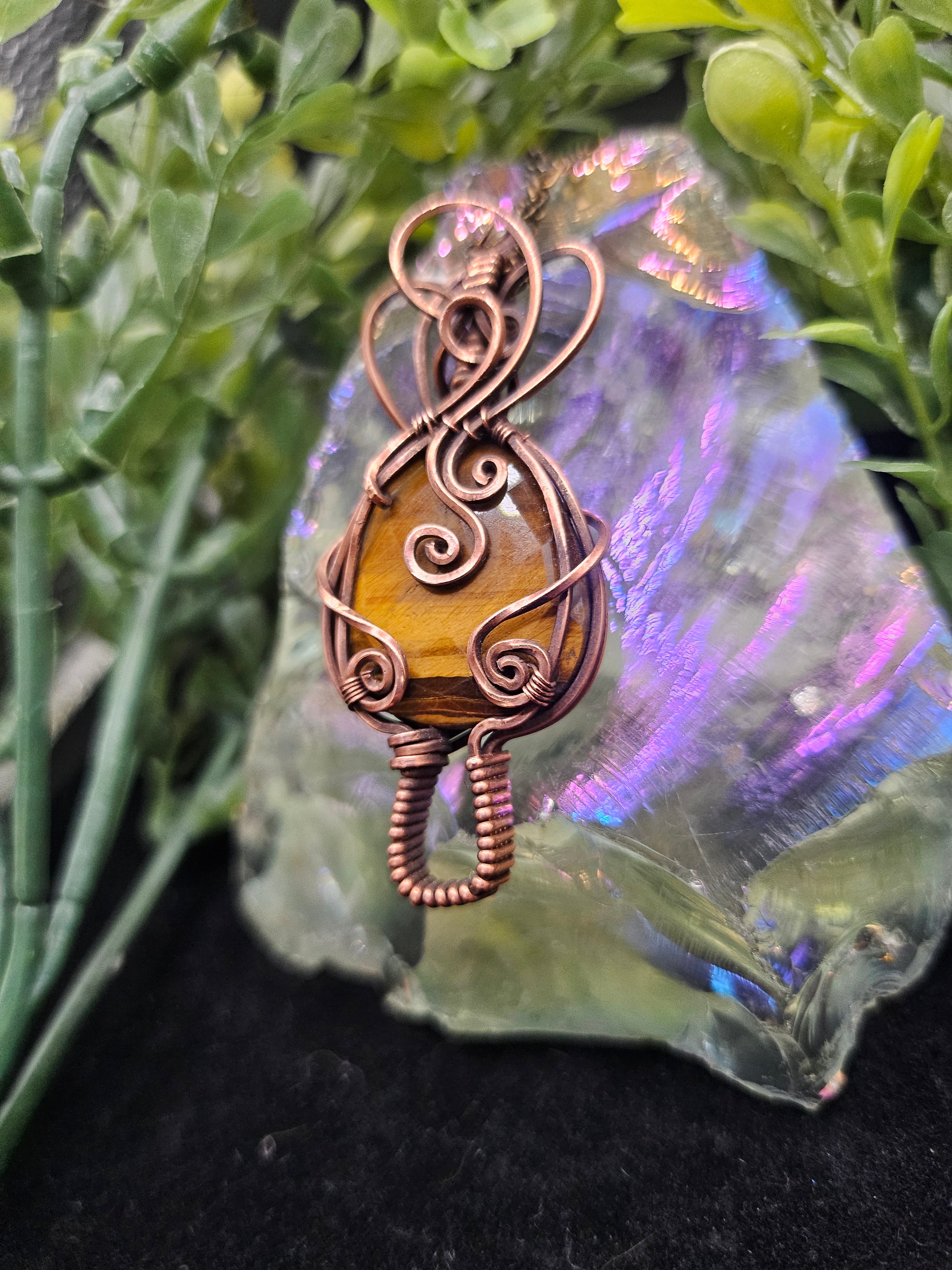 Faceted Double-sided Tigers Eye Mushroom