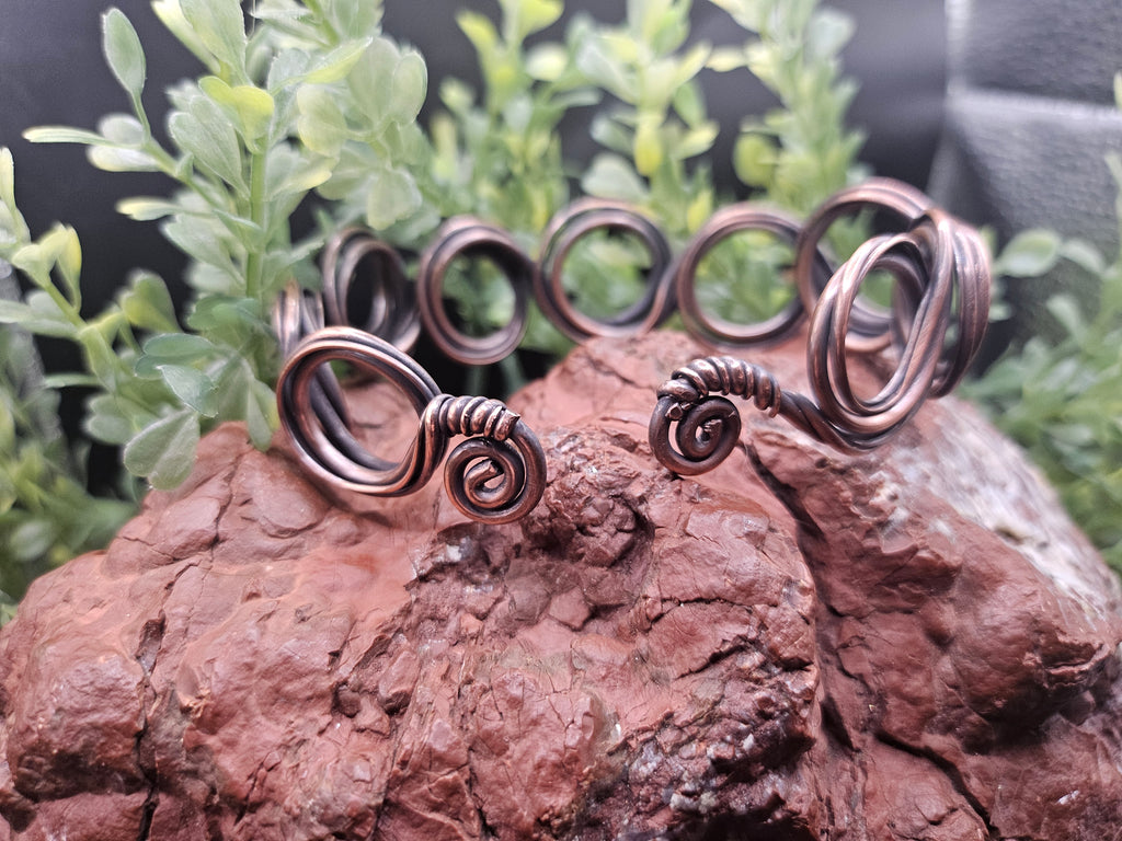 The Rhythmic Waves Copper Cuff