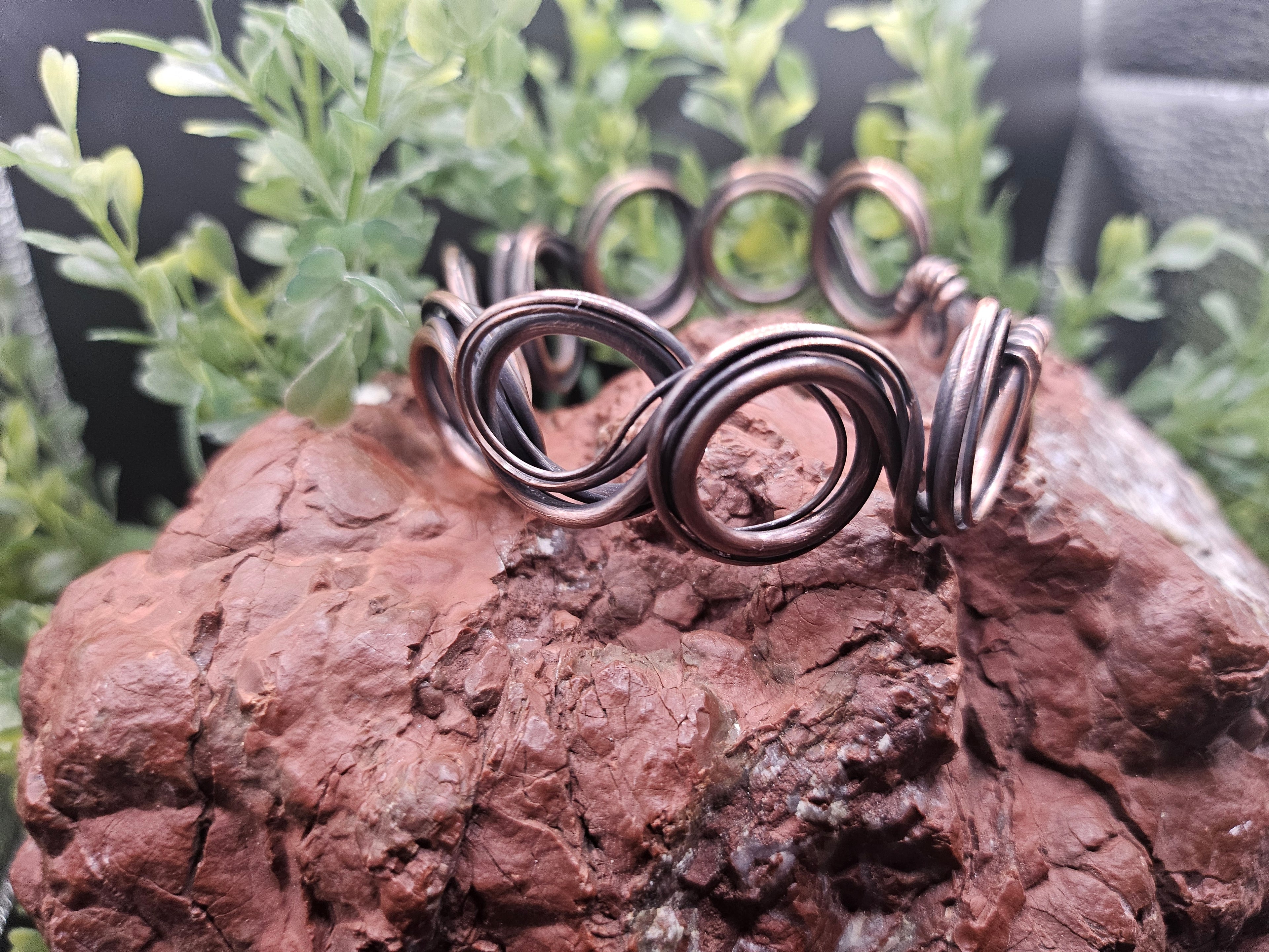 The Rhythmic Waves Copper Cuff